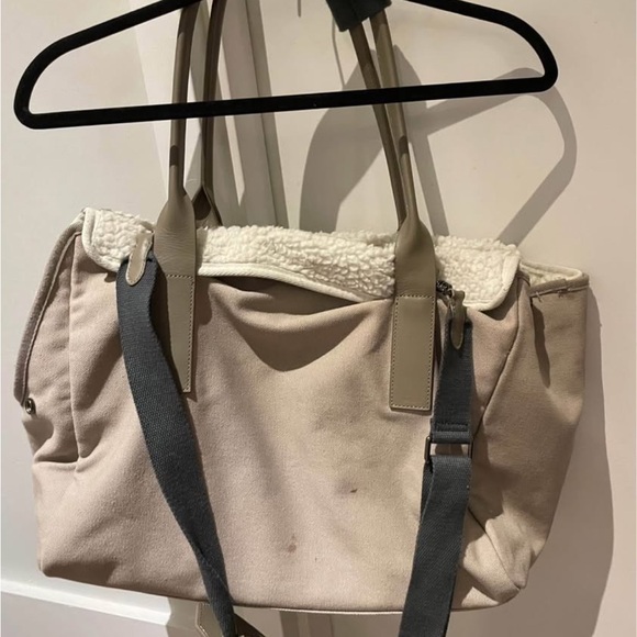 City Carrier Bag in Taupe by MaxBone - Picture 8 of 9